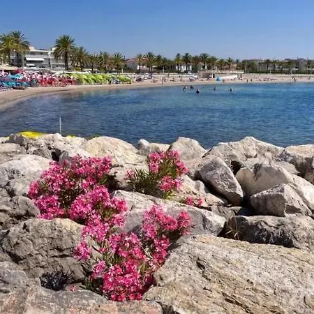 Sunny Sea And Pool View شقة فالوريس